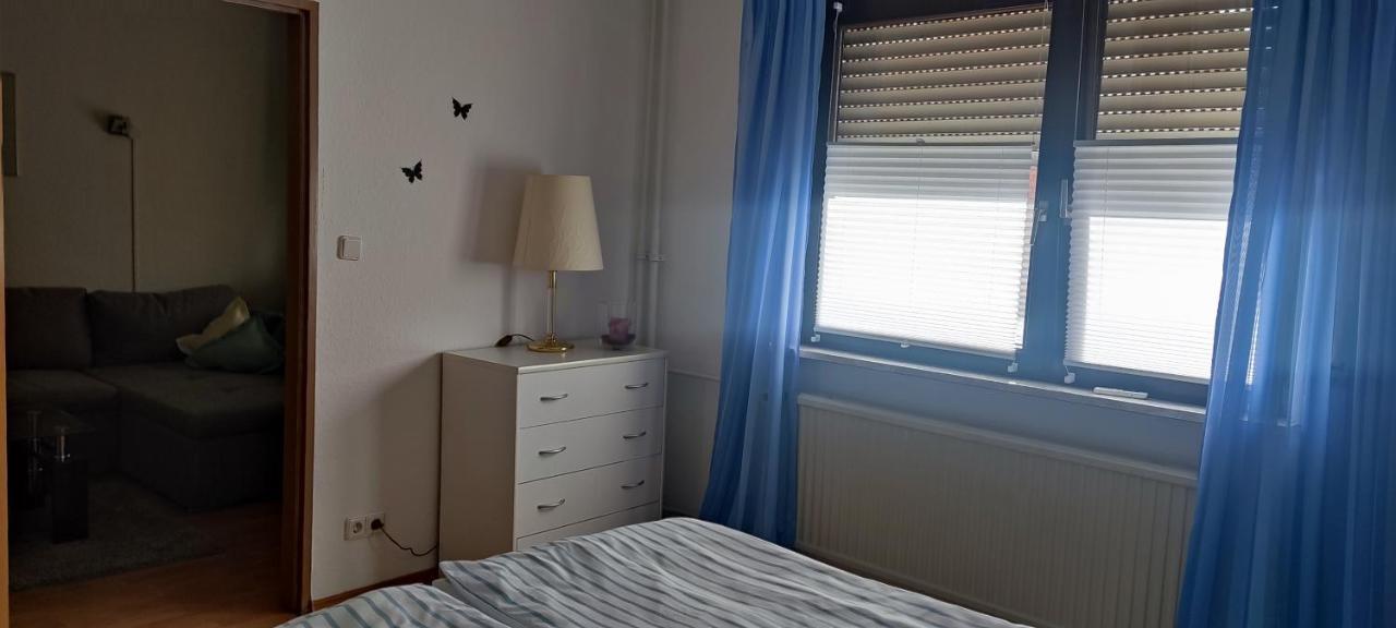 Schoene 3 Zi. Ferienwohnung Vor Den Toren Frankfurt Dreieich Exteriör bild